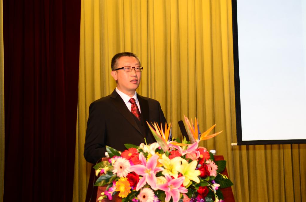 周琪院士作报告